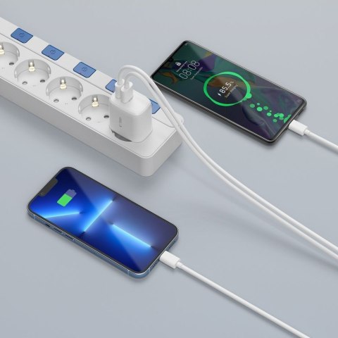 TECH-PROTECT C20W 2-PORT NETWORK CHARGER PD 20W / QC3.0 + LIGHTNING CABLE WHITE