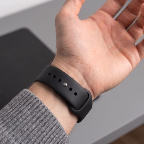 TECH-PROTECT SILICONE APPLE WATCH 8 / 9 / 10 / 11 / 12 / SE (40 / 41 / 42 MM) BLACK